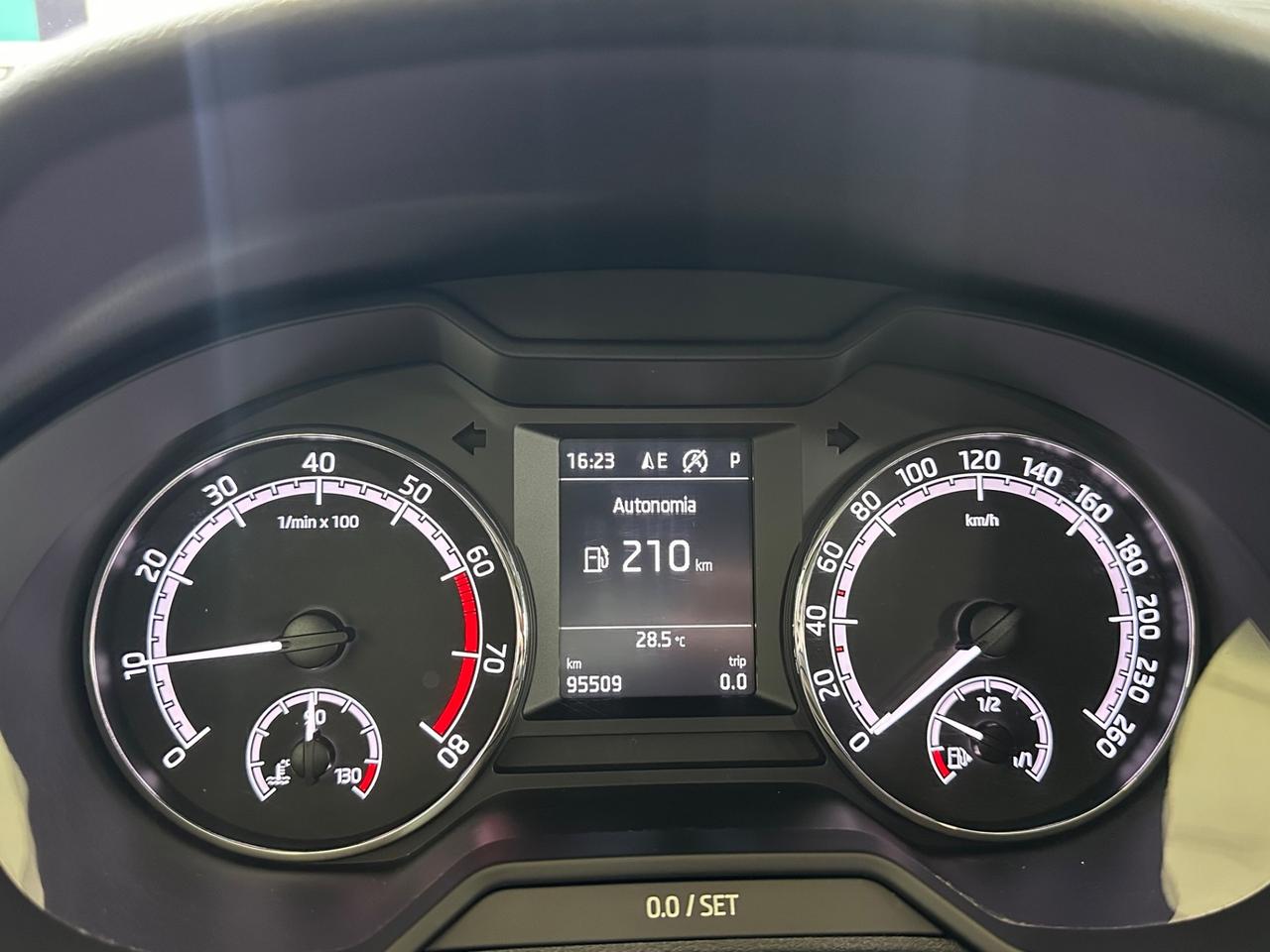Skoda Octavia 1.0 TSI 116cv DSG Wagon Executive
