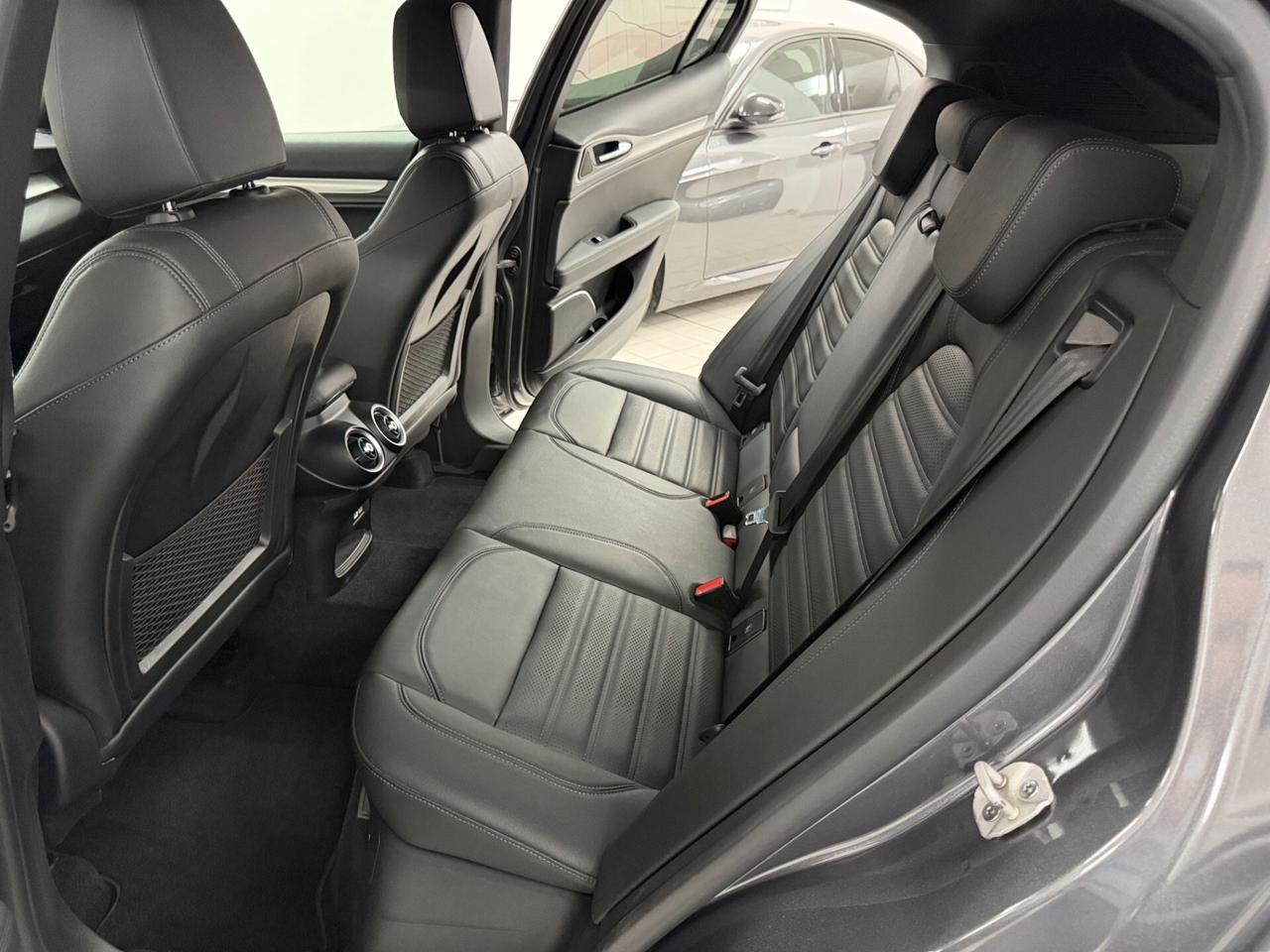 Alfa Romeo Stelvio 2.2 TD 210 CV VELOCE AT8 Q4 KIT DISTRIBUZIONE ESEGUITO UNICO PROPRIETARIO PERFETTA TAGLIANDATA