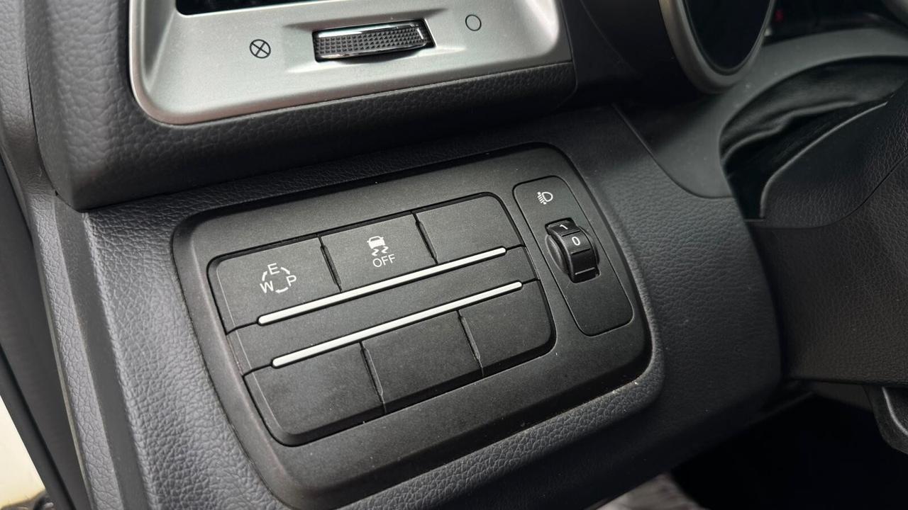 Ssangyong Tivoli 1.6d 2016 AUTOMATICA NEOP.