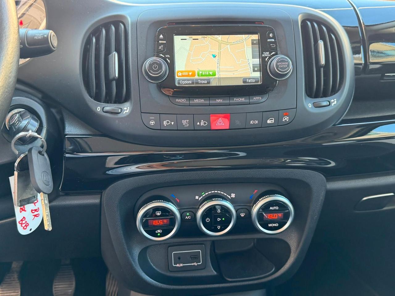 FIAT 500L TREKKING BI-COLORE 1.6 MJ 120 CV. NAVI+CERCHI
