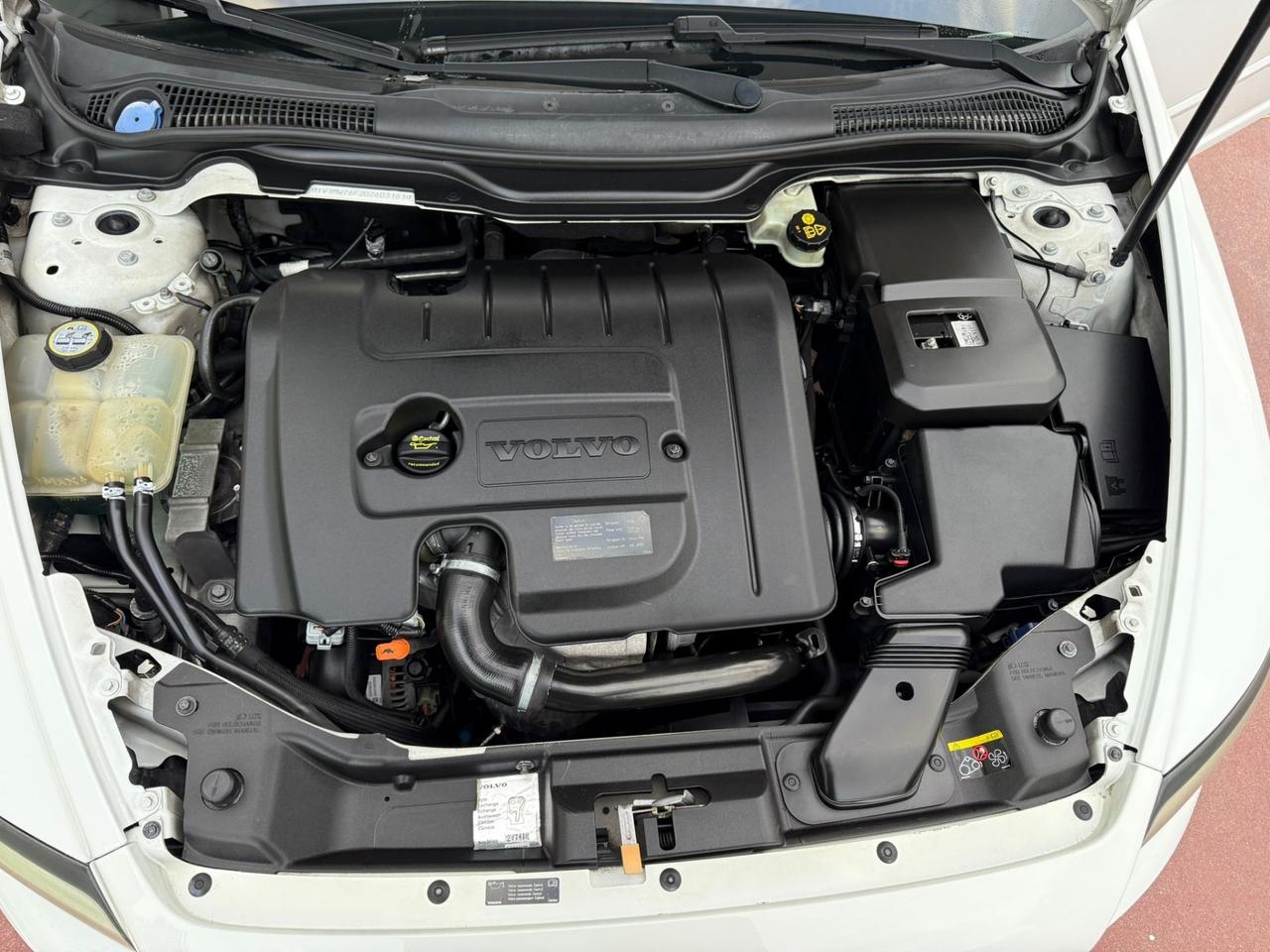 Volvo V50 DRIVe POLAR 1.6 d KM 228.000