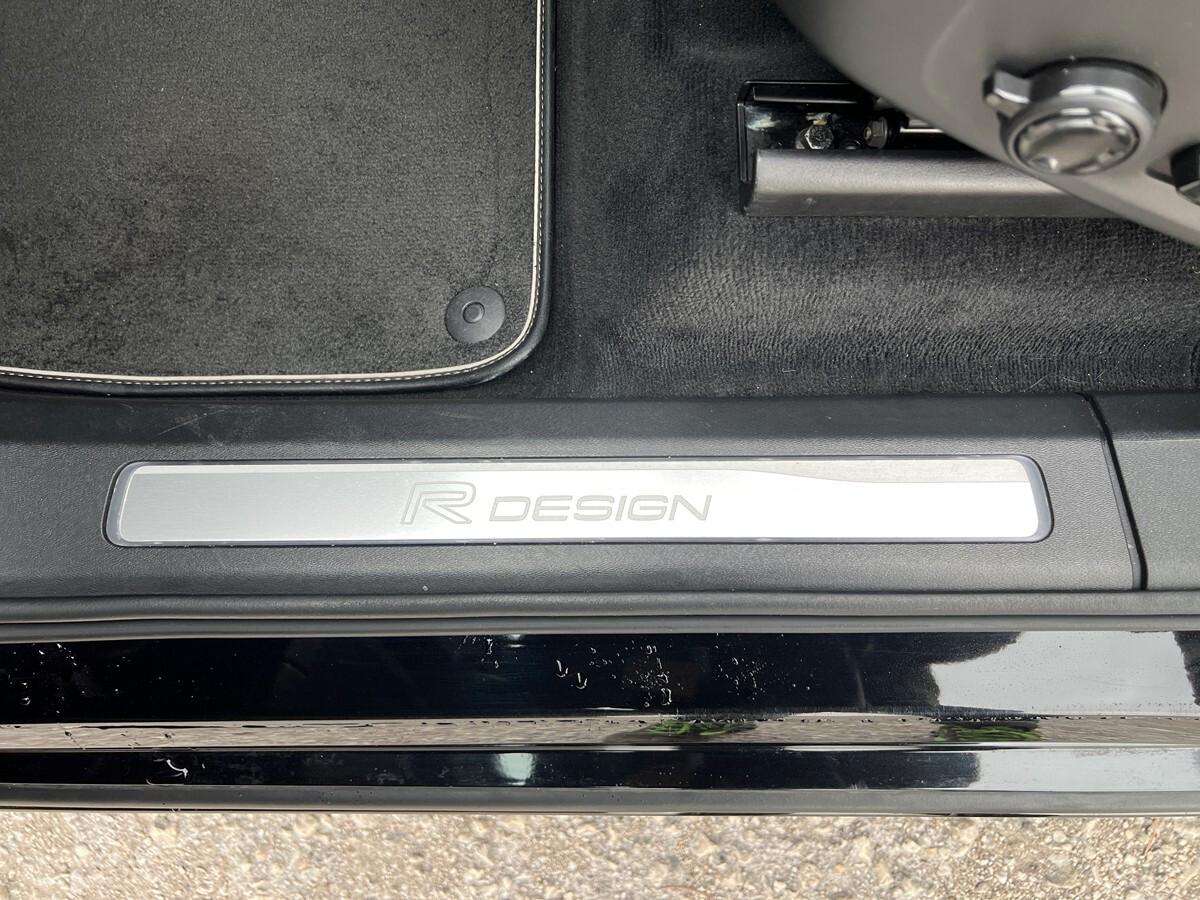 Volvo XC 90 B5 (d) AWD Geartronic 7 posti R-design