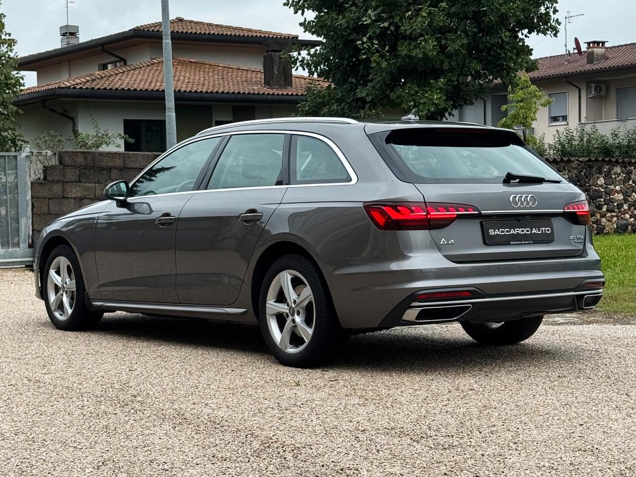 Audi A4 40 TDI Business Advanced Quattro | GANCIO TRAINO