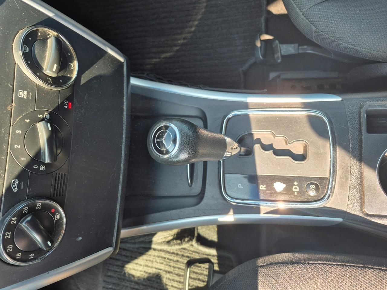 Mercedes-benz B 180 CDI ADATTA NEOPATENTATI
