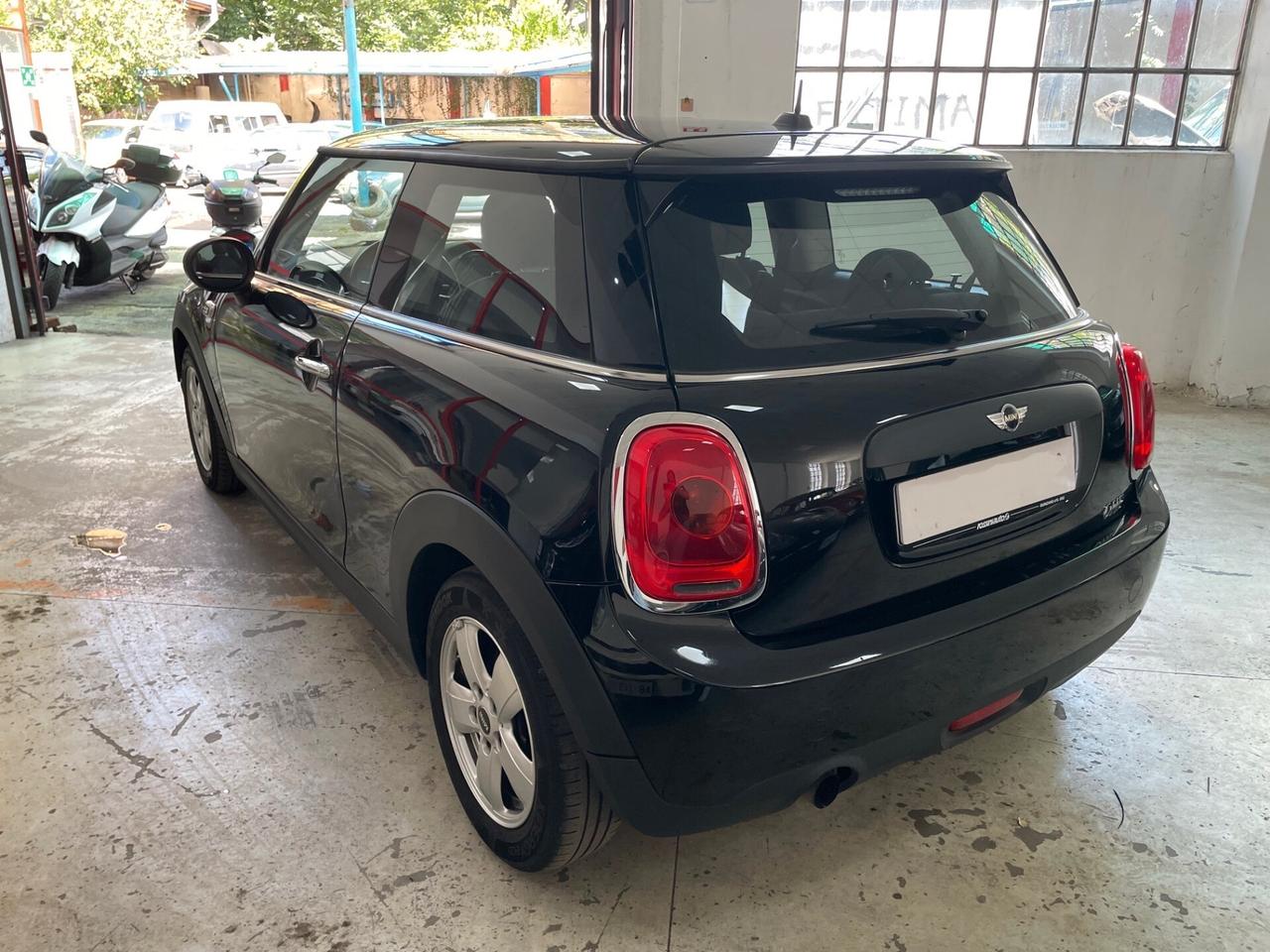 Mini 1.2 One