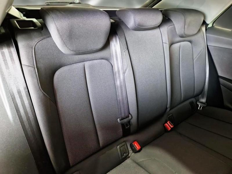 AUDI Q2 2.0 30 TDI BUSINESS S TRONIC SUV