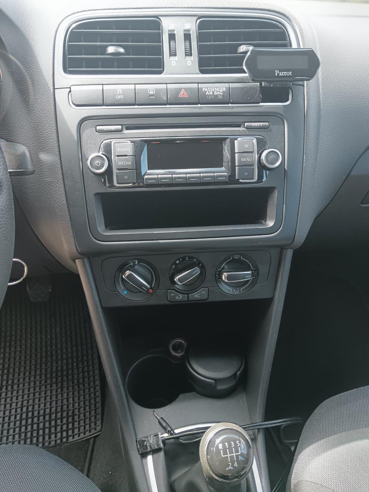 Volkswagen Polo 1.2 TDIComfortline - 2013