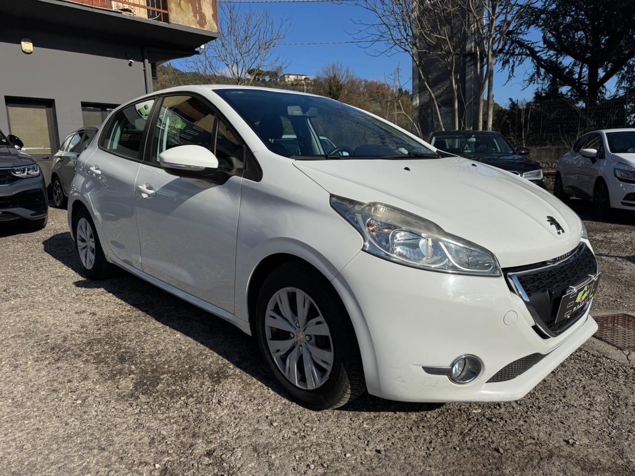 Peugeot 208 1.4 HDi 68 CV 3 porte Allure