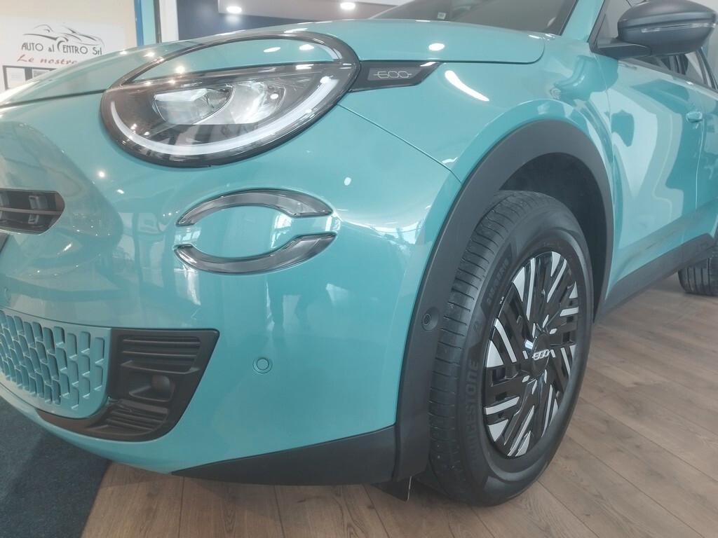 Fiat 600 Hybrid 100 CV DCT MHEV