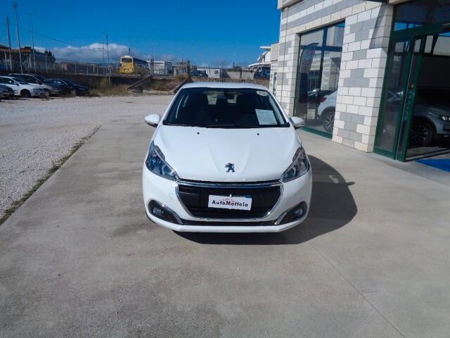 Peugeot 208 BlueHDi 75 5 porte Allure