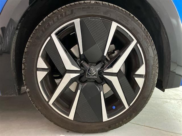 PEUGEOT 208 1.2 Hybrid 48V 145cv GT e-DCS6