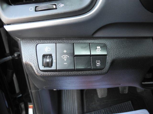 KIA Stonic 1.6 CRDi 110cv Urban -BiColor-Ok NEOPAT.- EURO 6/B
