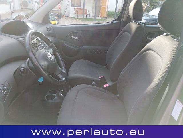 TOYOTA Yaris Verso 1.4 Tdi D-4D cat Sol '03