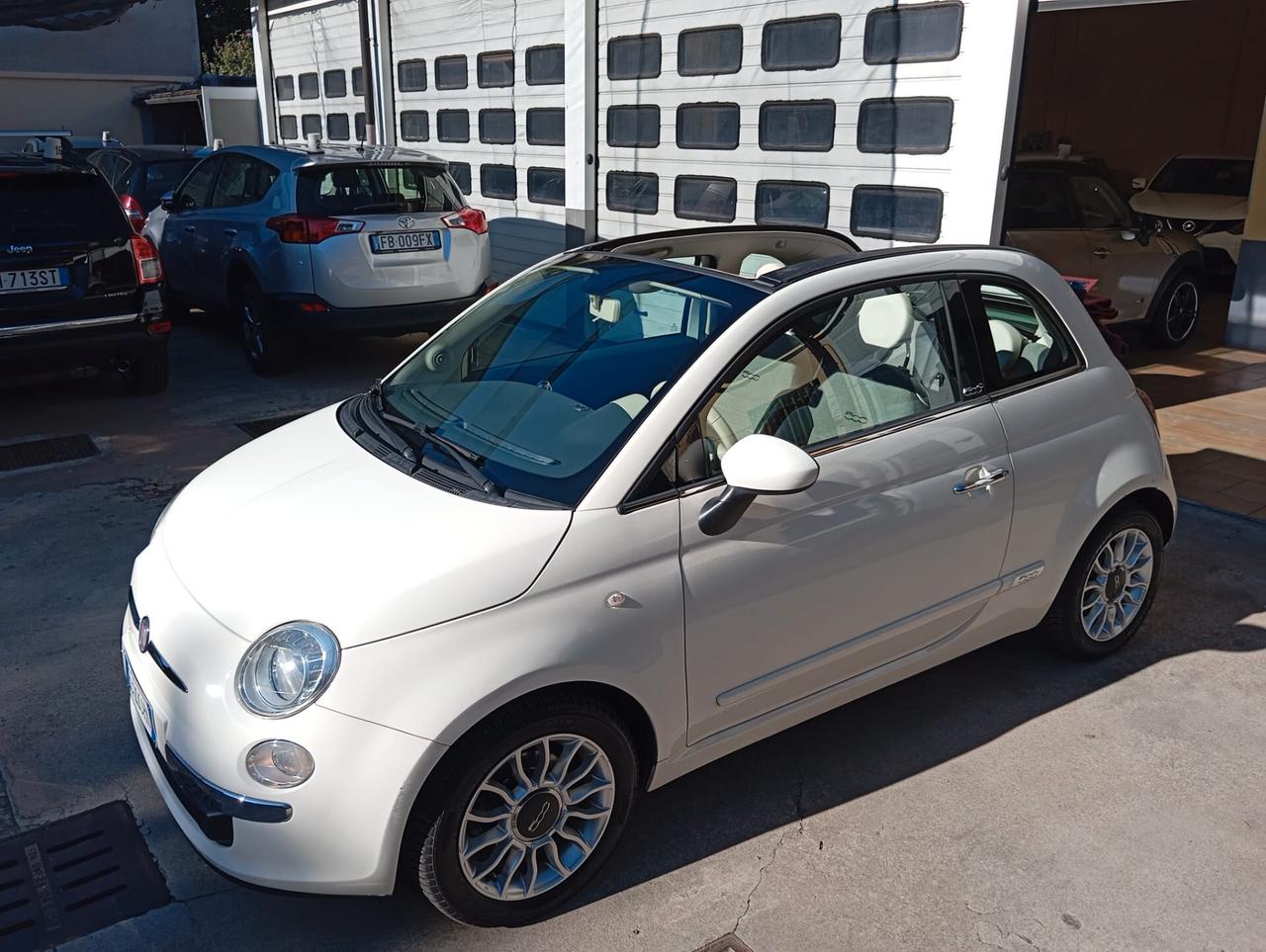 Fiat 500 C 0.9 TwinAir Turbo Rock