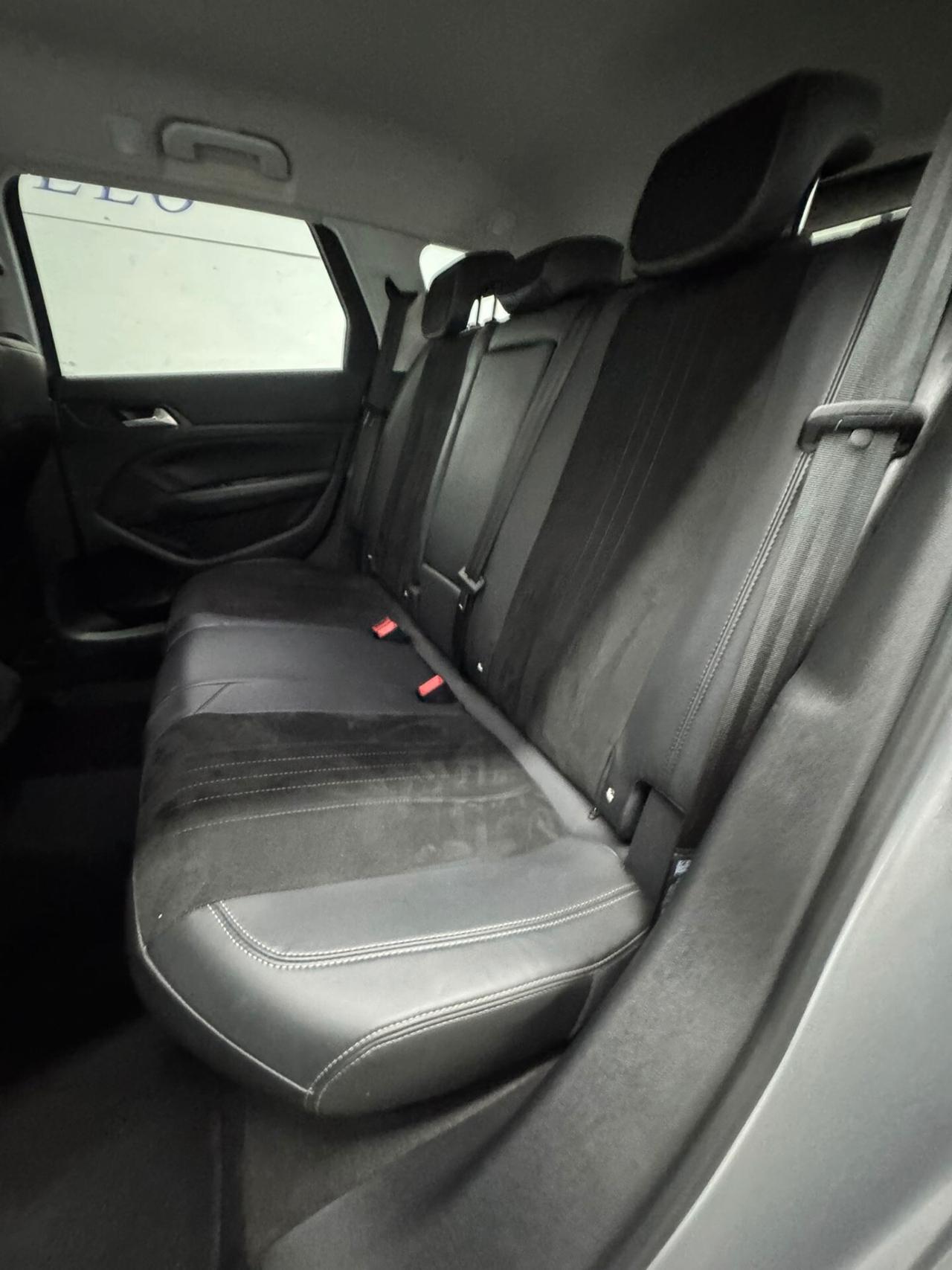 Peugeot 308 BlueHDi 120 S&S EAT6 SW GT Line