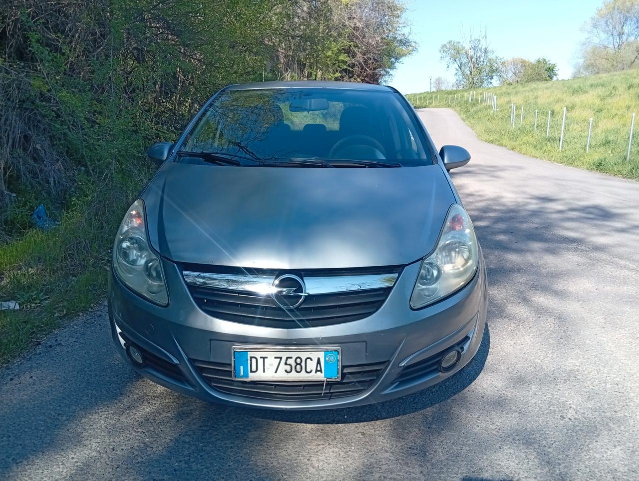 Opel Corsa 1.2 5 porte .105.000km