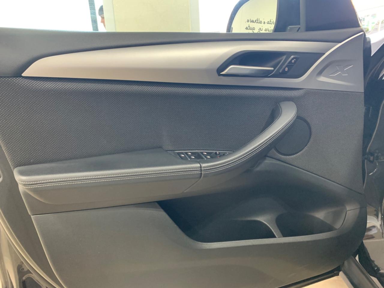 X3 xDrive20d 48V Business Advantage
