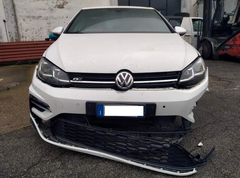 Volkswagen Golf VII 1.6 TDI 115 CV 5p. R-LINE BlueMot. Tech.