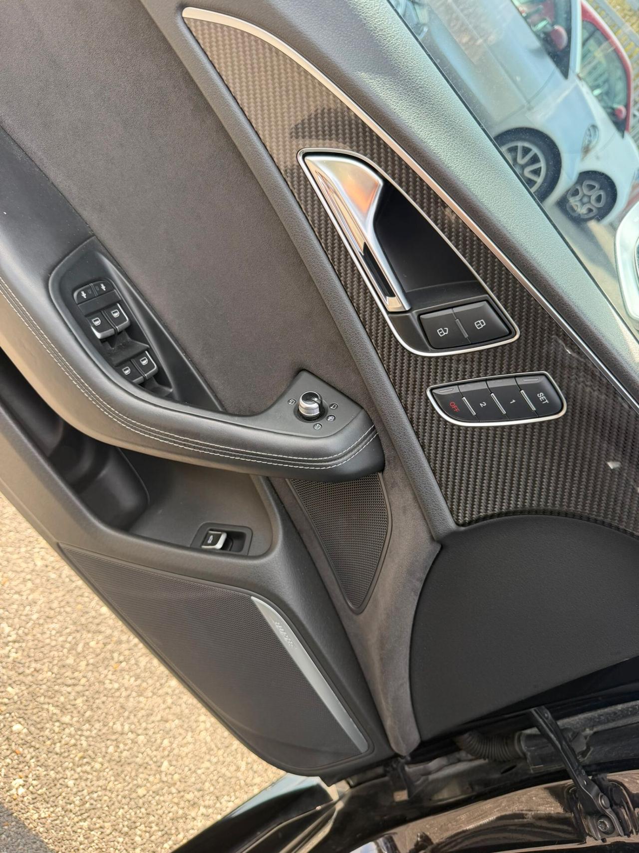 Audi RS6 RS 6 Avant 4.0 TFSI quattro tiptronic performance