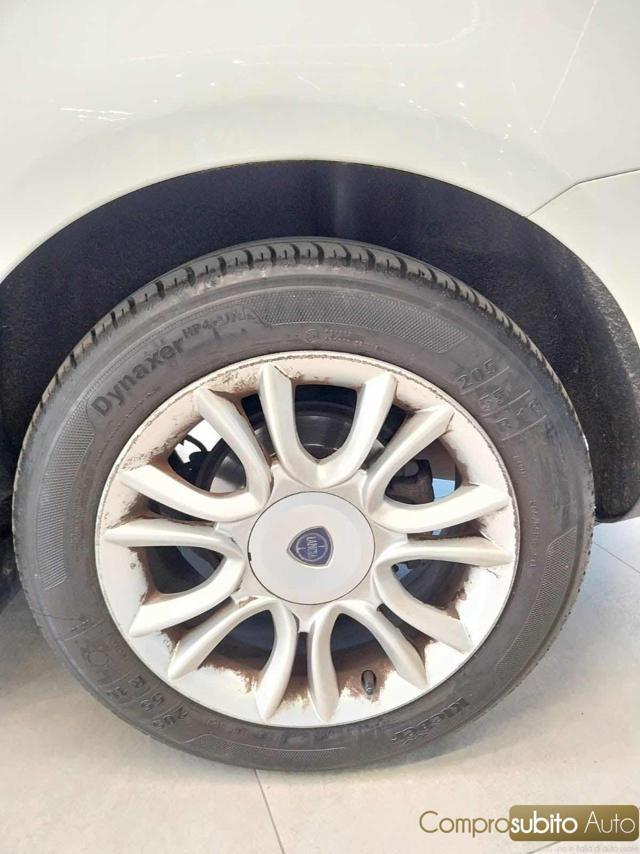 LANCIA Delta 1.4 120 CV GPL ( Garanzia 12 mesi)