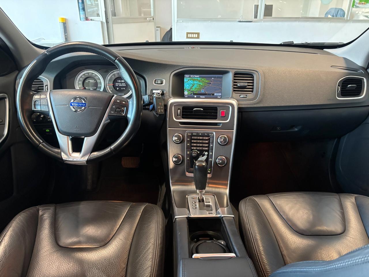 Volvo V60 * 2.0 d3 Summum geartronic*TAGLIANDI CERTIFICATI
