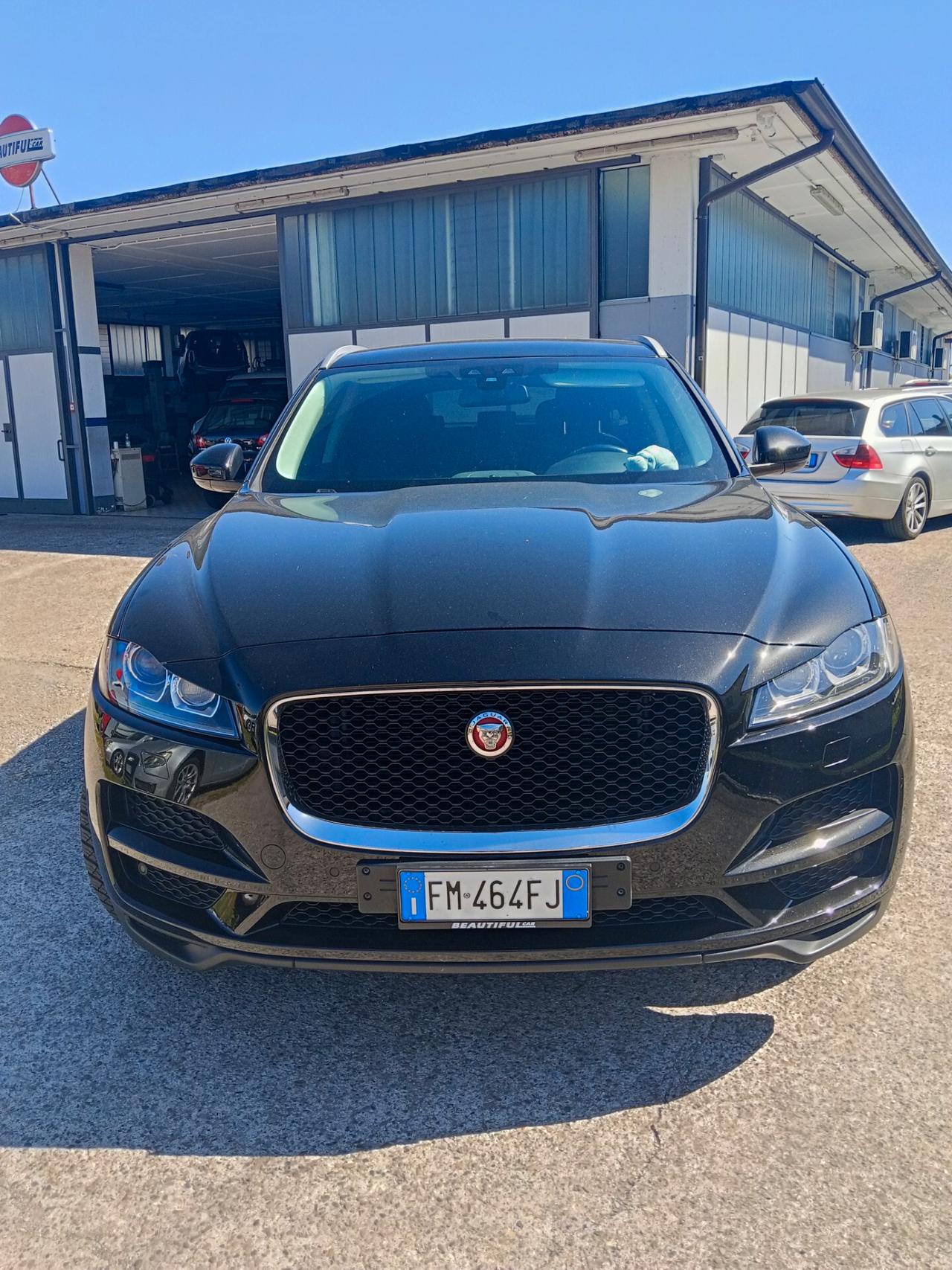 Jaguar F-Pace 2.0 D 180 CV aut. Pure