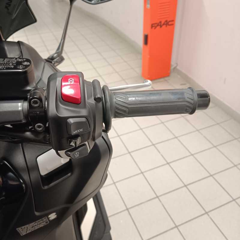 Yamaha T-Max 560 Tech Max - 2024