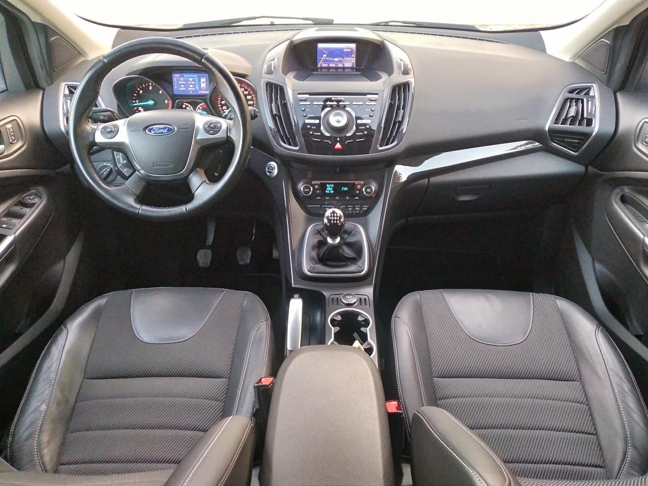 Ford Kuga 2.0 TDCI 140 CV 2WD Titanium