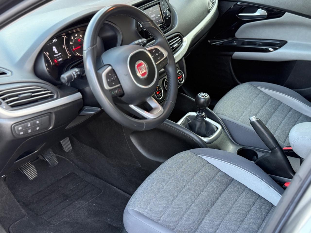 FiatTipo 4p 1.4 Lounge 95cv