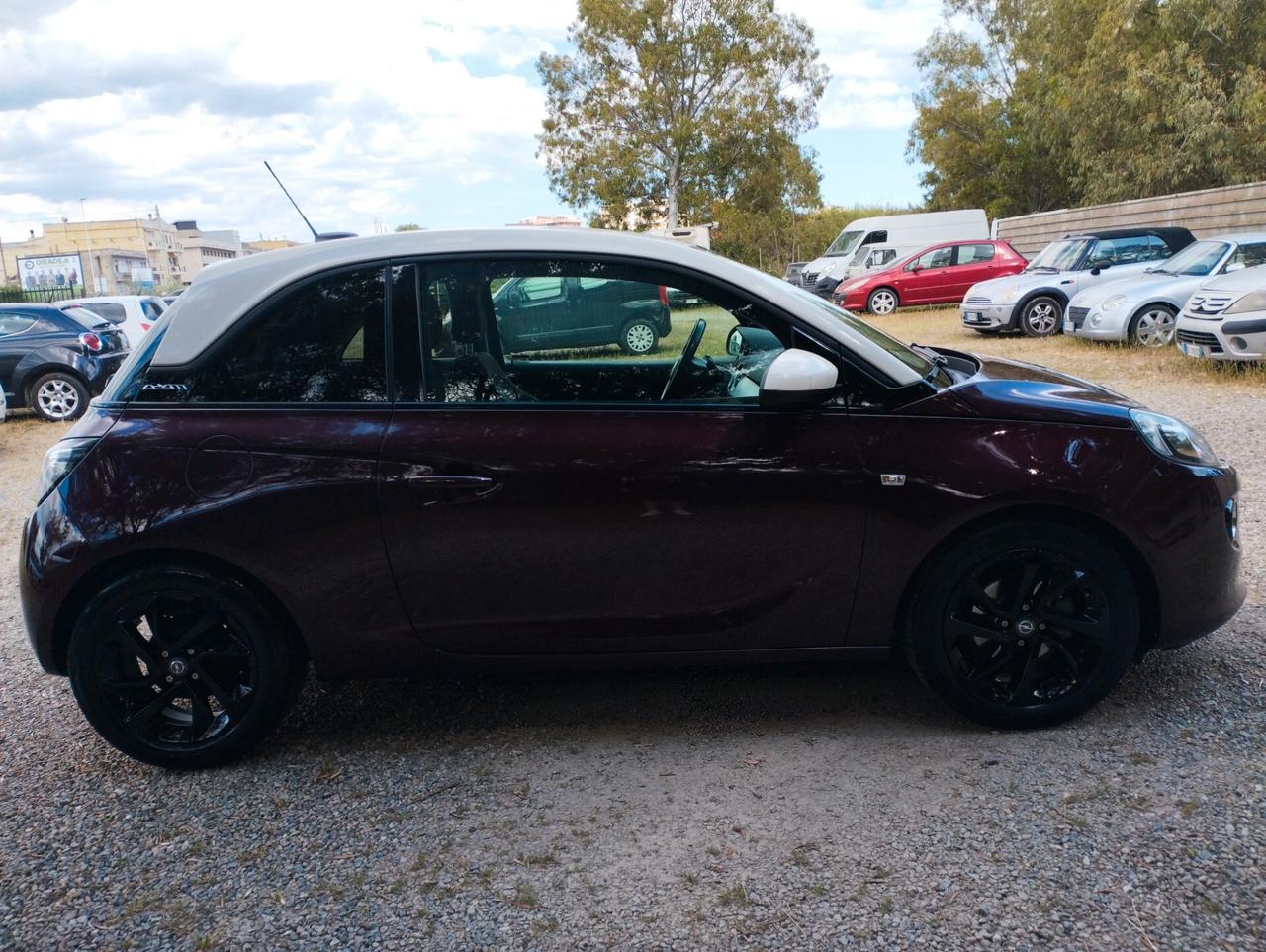 Opel Adam Rocks 1.2 70 CV