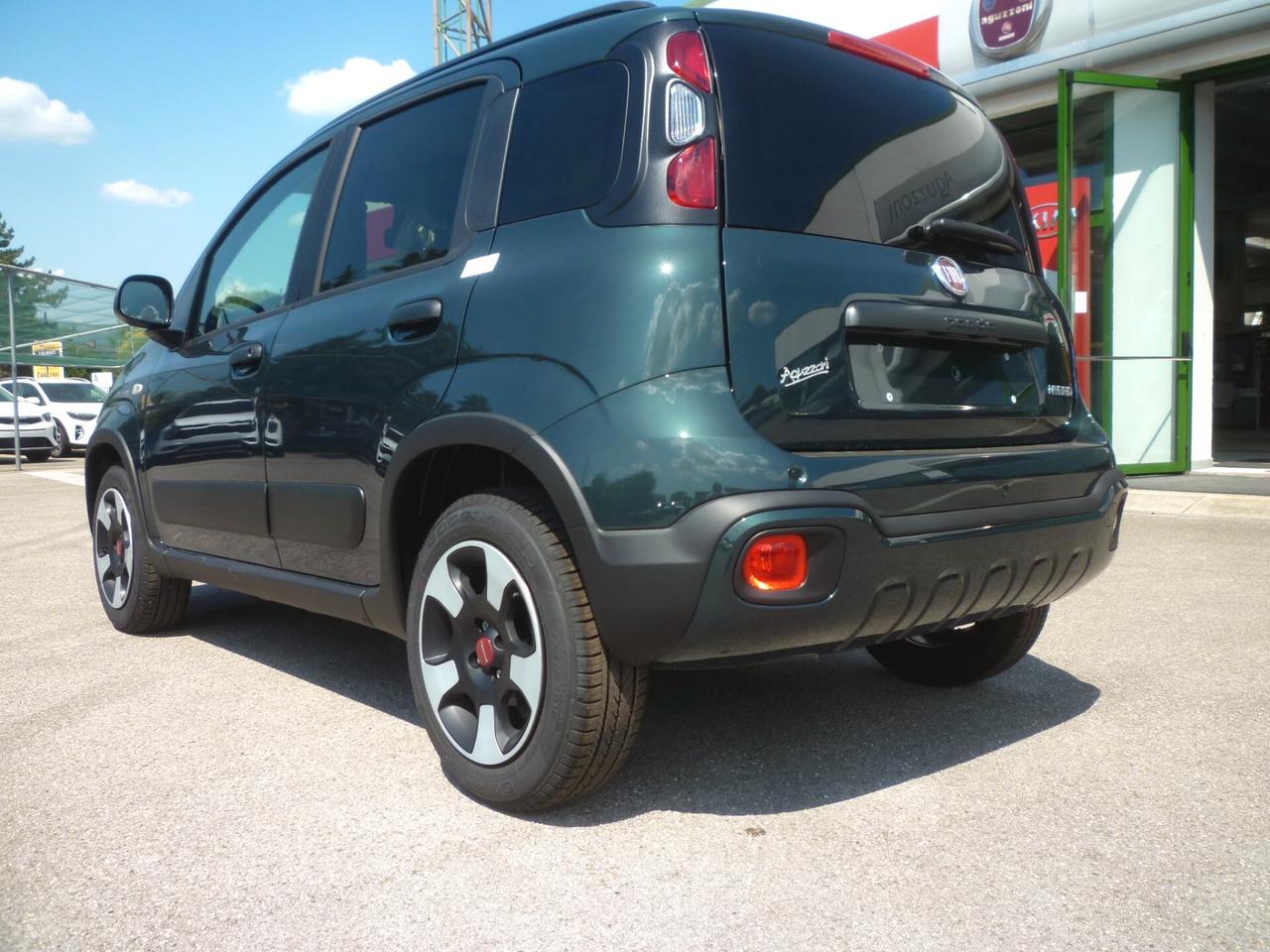 FIAT Panda 1.0 Hybrid 70 CV Cross KM0 VERDE MET. 2024