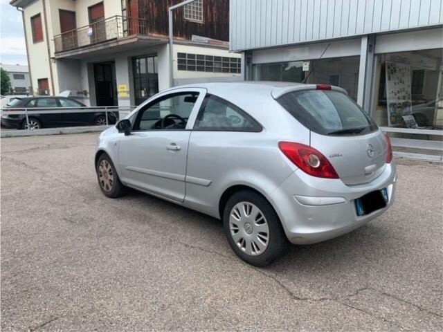 Opel Corsa 1.2 3 porte NEOPATENTATI !!