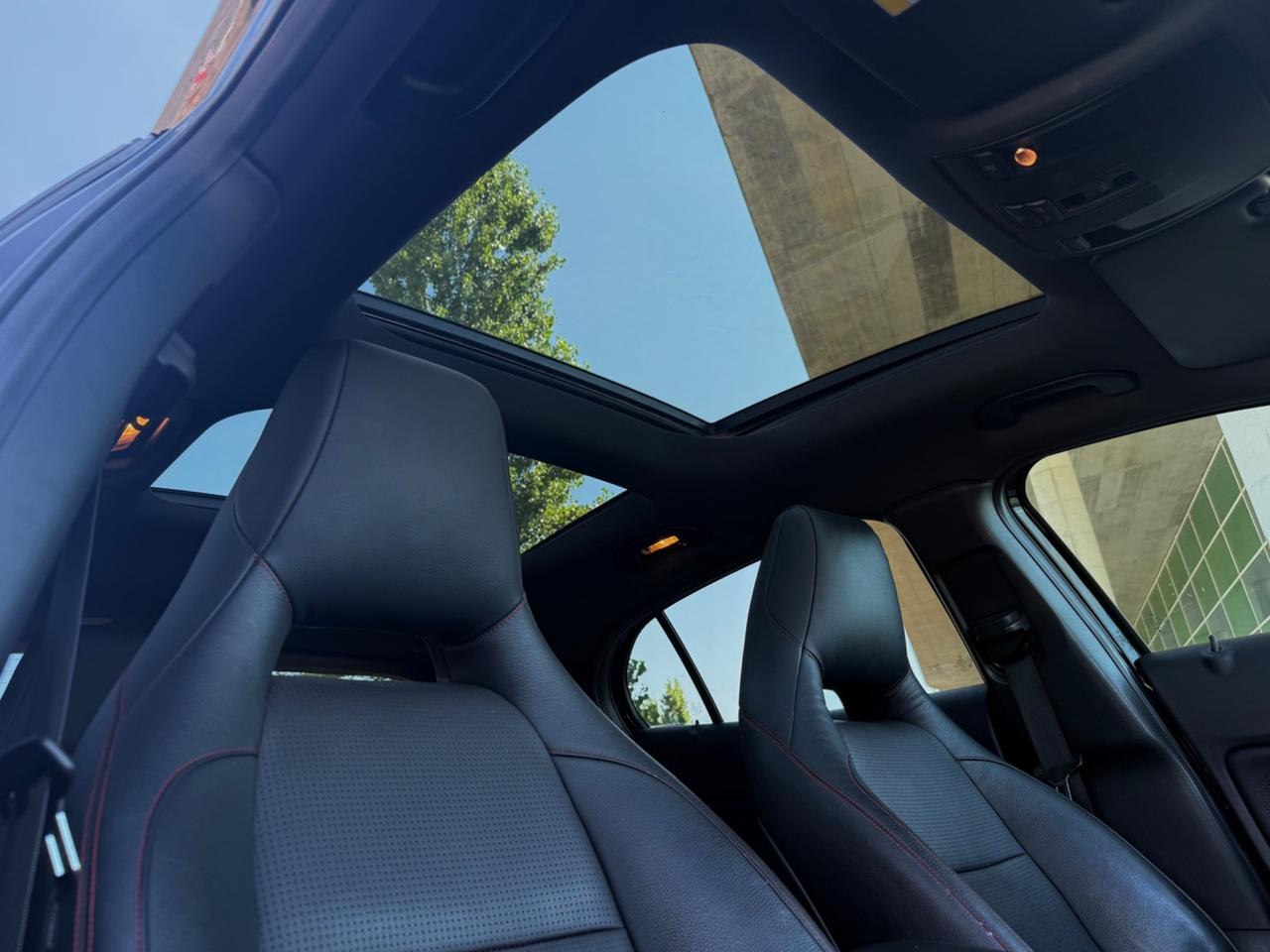 Mercedes-benz GLA 45 AMG 4Matic Performance Limited Edition