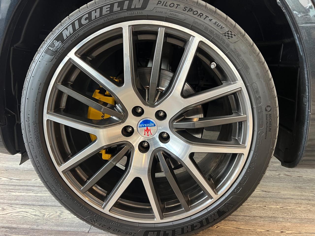 Maserati Levante AWD GRANLUSSO / UNICO PROPRIETARIO