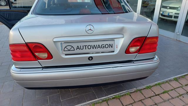 MERCEDES-BENZ E 200 cat Avantgarde