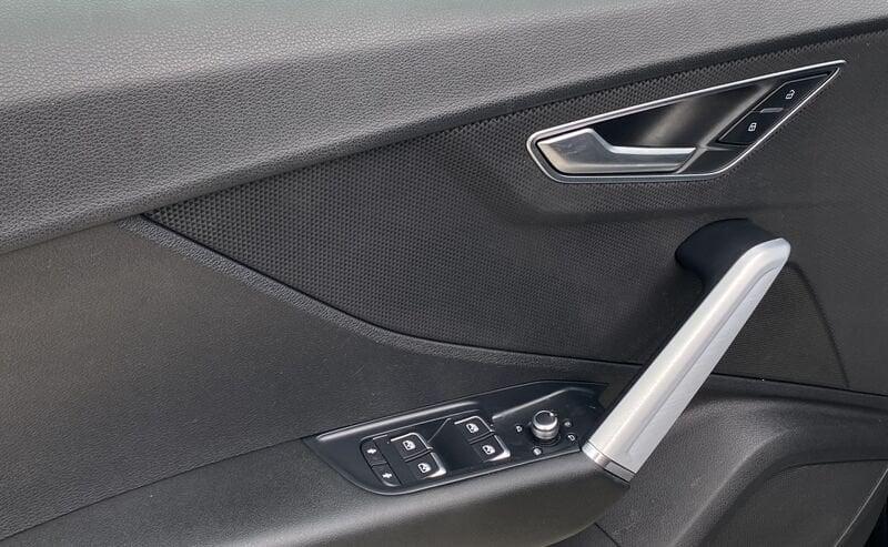 Audi Q2 S Line interno ed esterno 1.5 TFSI 150CV 35 Tetto