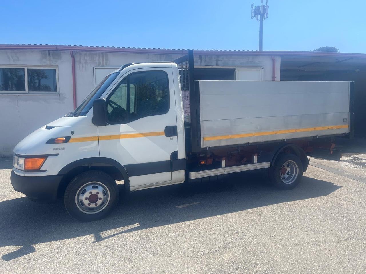 Iveco Daily 50c13 cassone ribalt/tril-2002