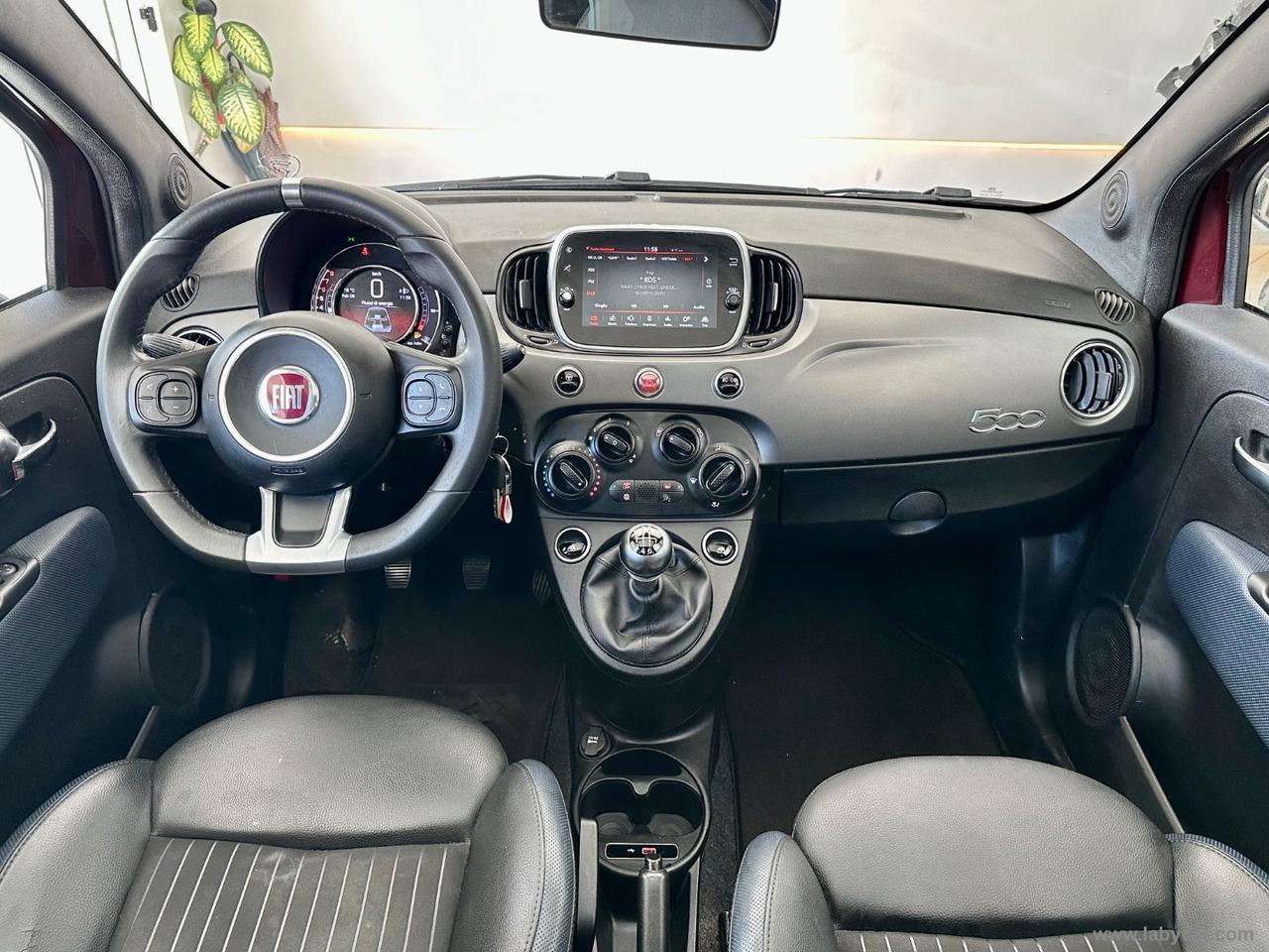 FIAT 500 1.0 Hybrid Rockstar UNIPRO