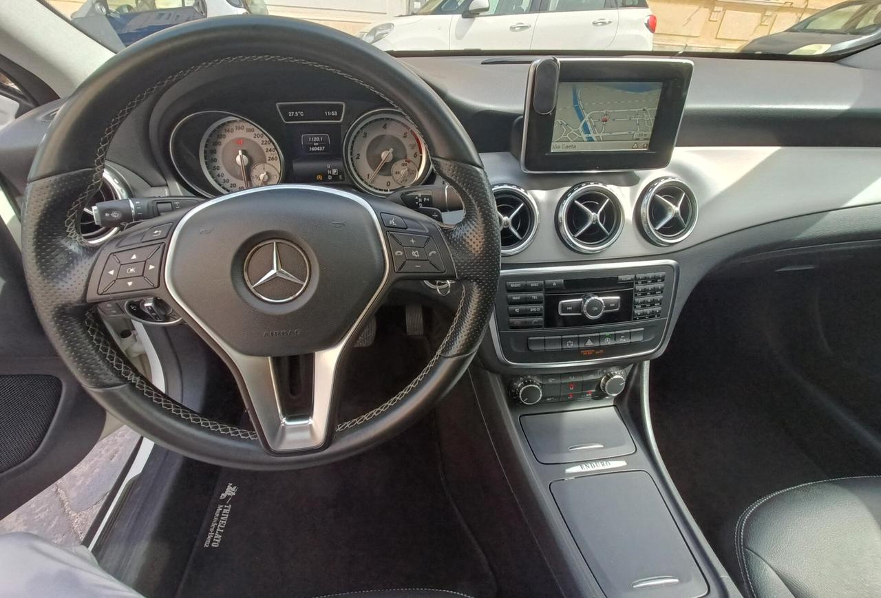 Mercedes-benz GLA 200 d Automatic 4Matic Premium