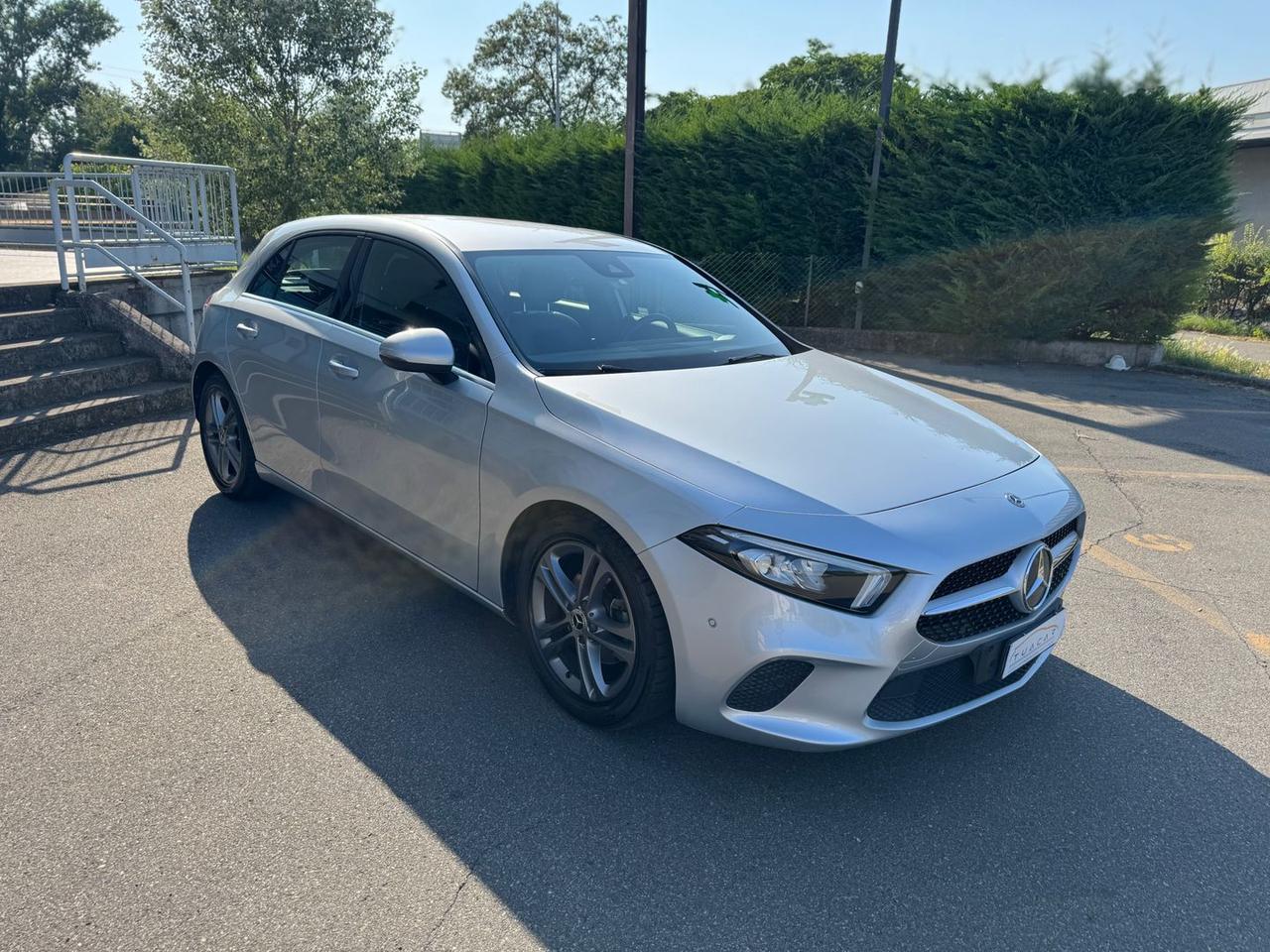 Mercedes-Benz A 180 Business A 180 D #5897
