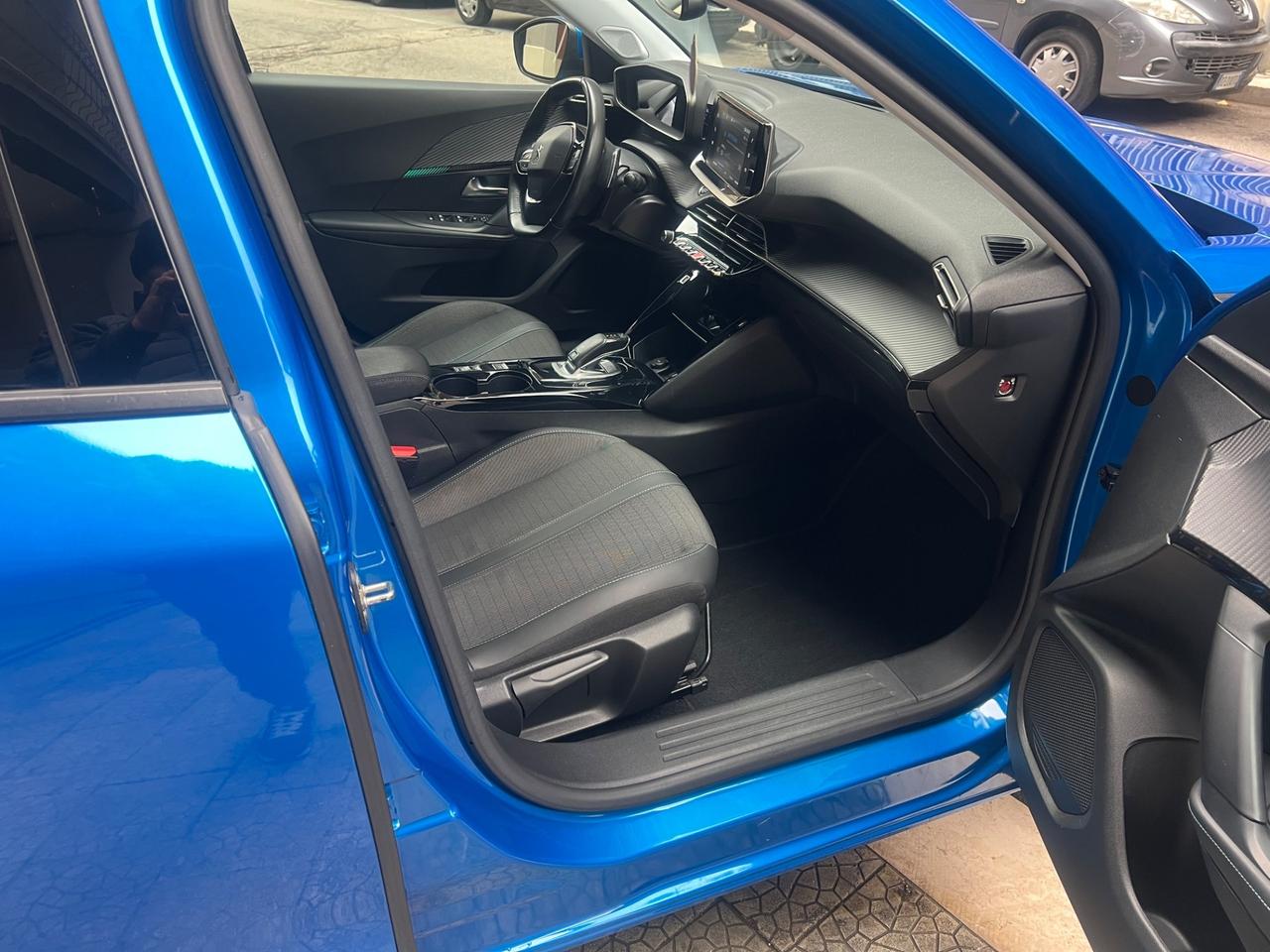 Peugeot 2008 BlueHDi 130 S&S EAT8 Allure Pack