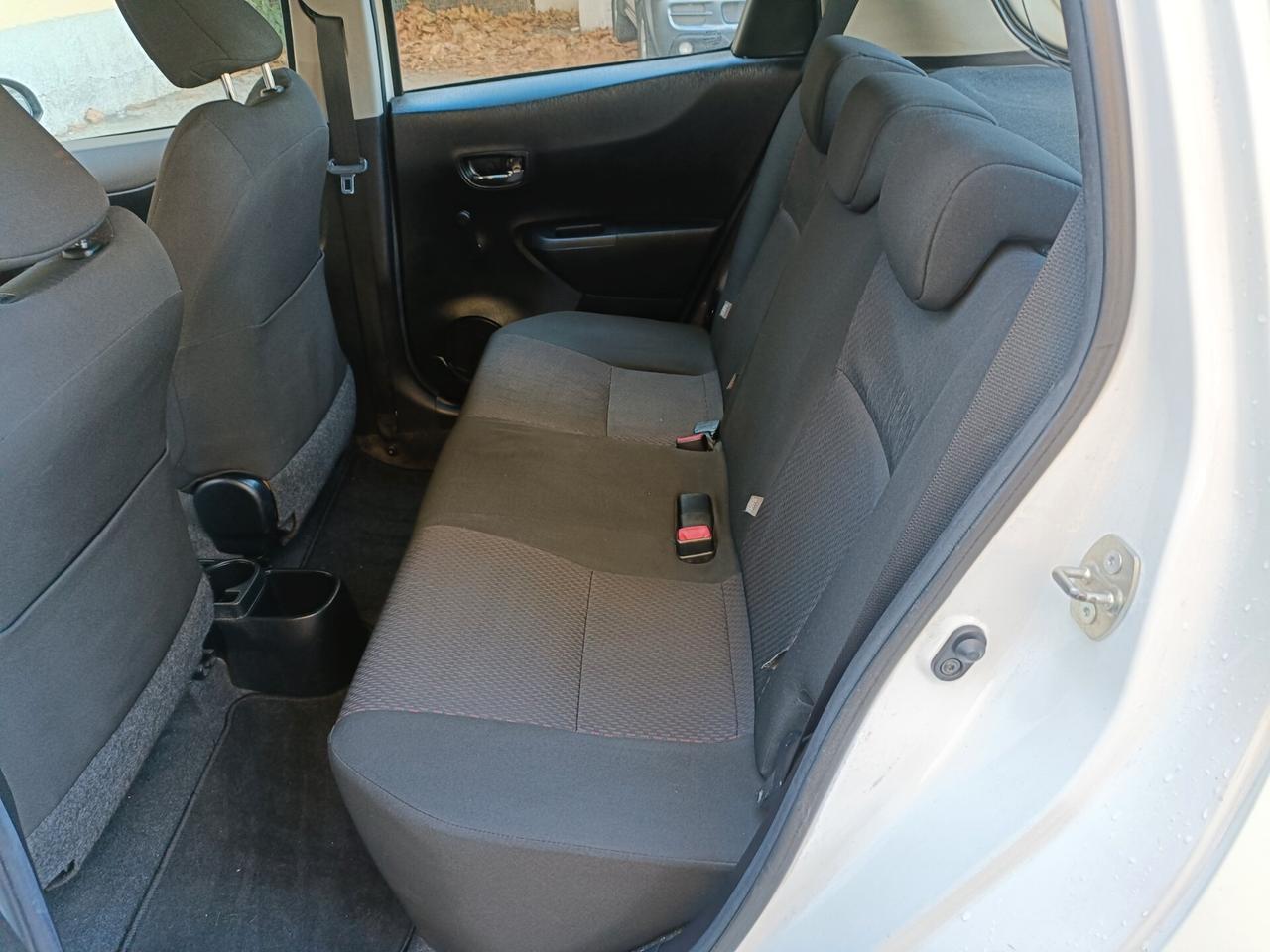 Toyota Yaris 1.3 5 porte Lounge