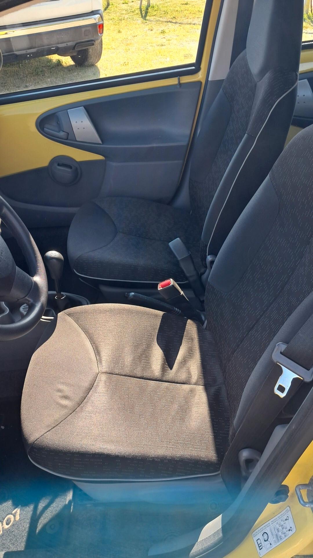 Peugeot 107 1.0 68CV 5p. Plaisir