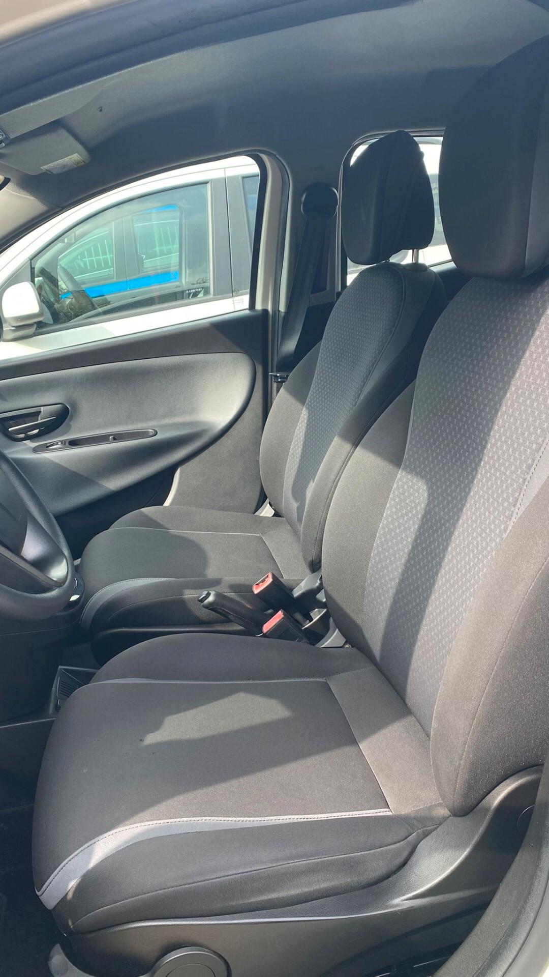 Lancia Ypsilon 1.3 MJT 16V 95 CV 5 porte S&S Gold