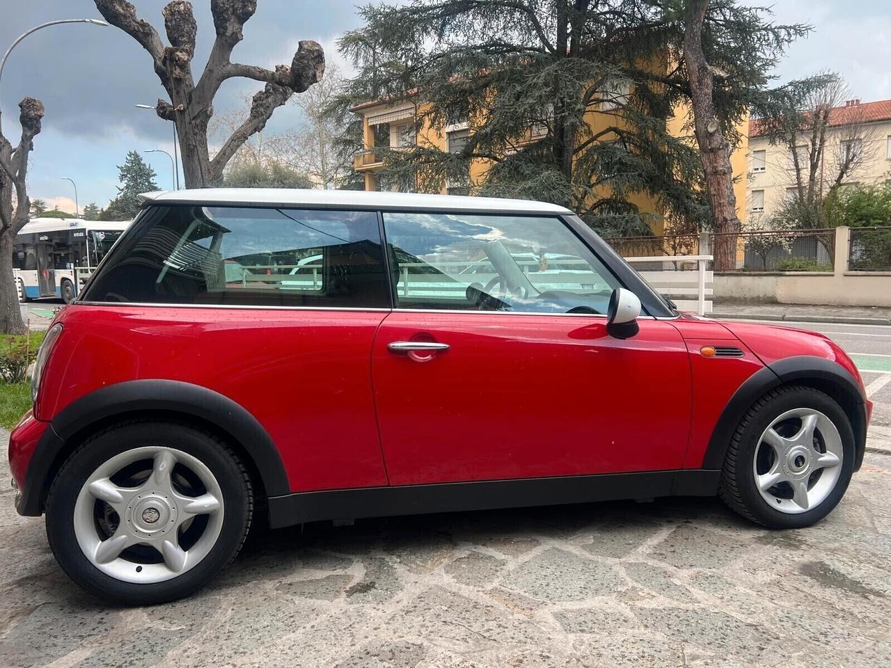 MINI COOPER 1.6 16V 115cv NEOPATENTATI