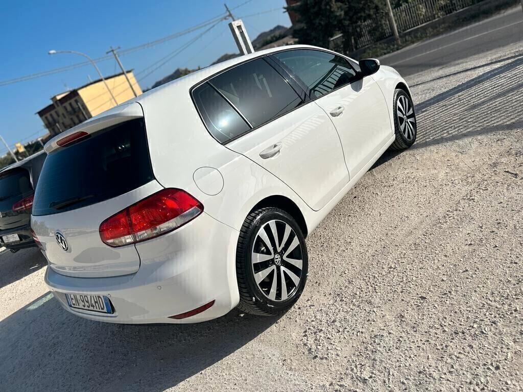 Volkswagen Golf 1.6 TDI DPF 5p. Highline