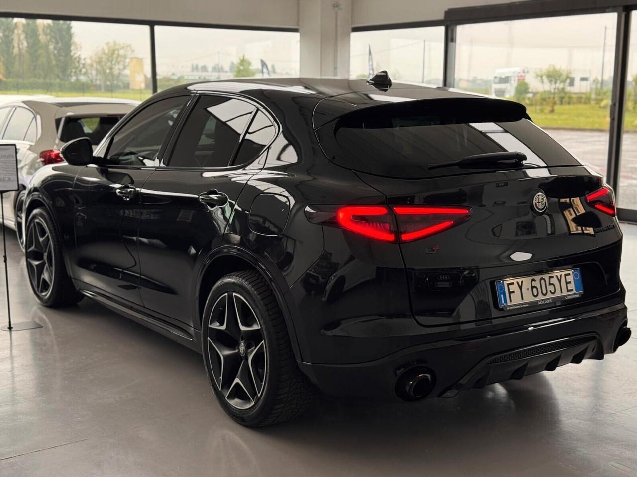 Alfa Romeo Stelvio 2.0 Turbo 280 CV AT8 Q4 Executive