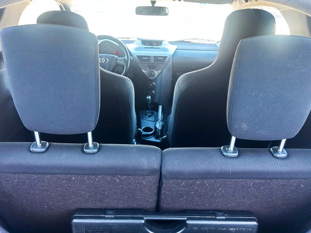 Toyota iQ 1.0 Multidrive