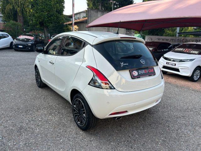 LANCIA Ypsilon 1.0 FireFly 5 porte S&S Hybrid Ecochic Gold
