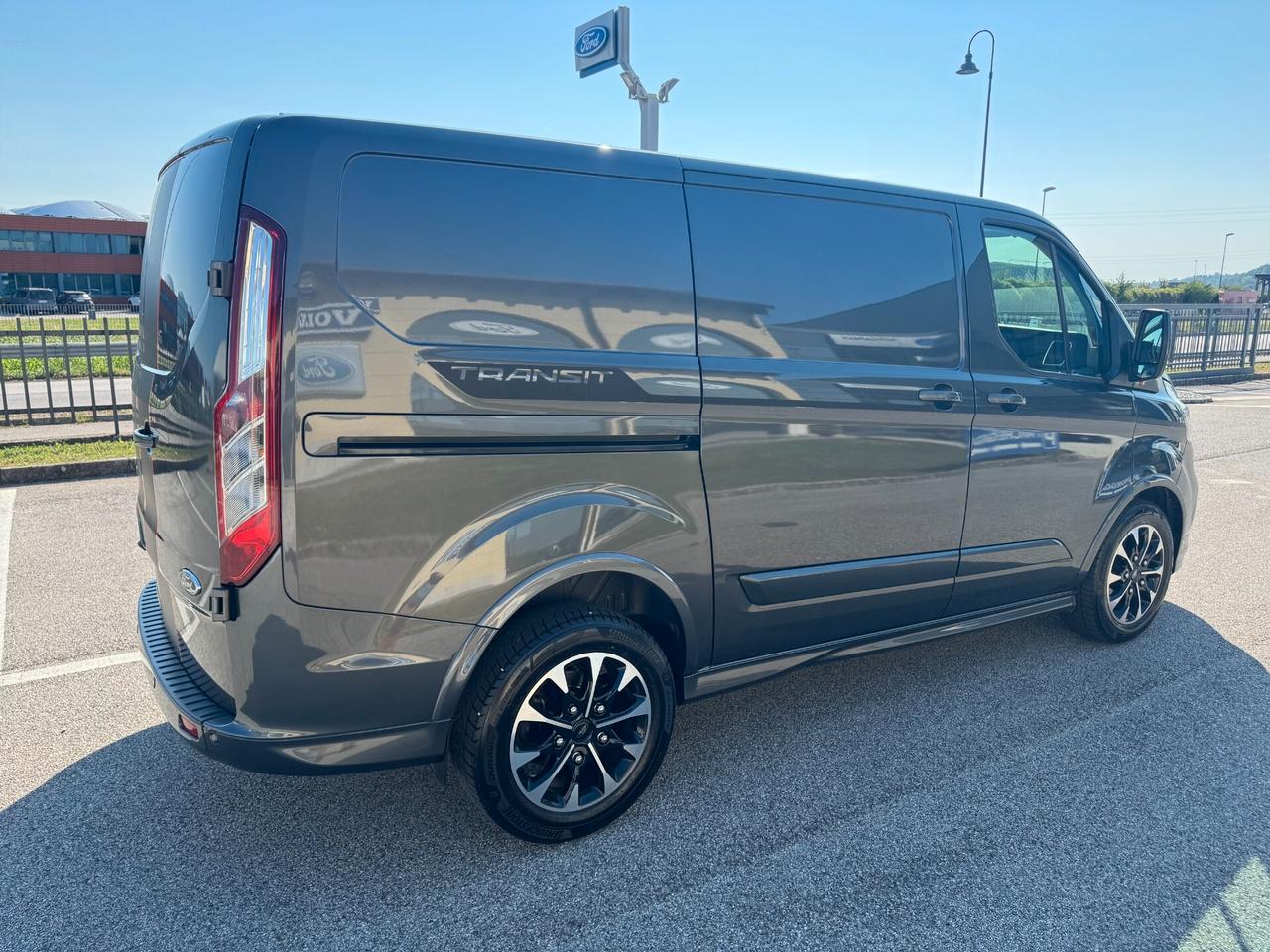 Ford Transit Custom Van Sport 2.0EcoBlue 170CV 320 PC Automatico